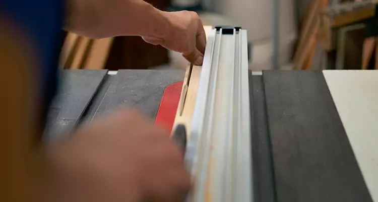 Bifold Door Seal Repair in West Pensacola, FL