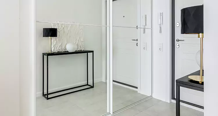 Mirrored Bifold Closet Doors Repair in West Pensacola, FL