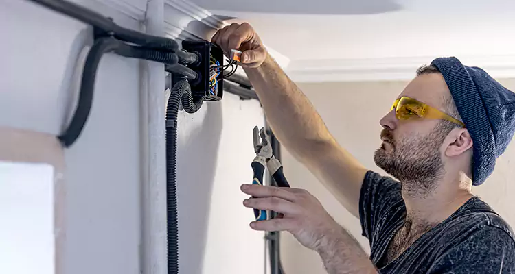 Garage Door Opener Cable Repair in West Pensacola, FL