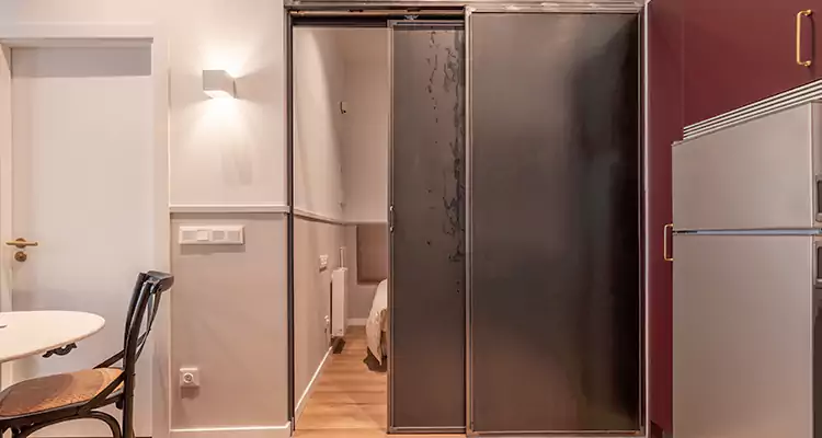 We Fix Closet Sliding Door in West Pensacola, FL