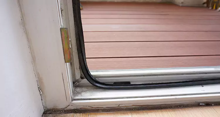 Why Choose Us for Leaking Sliding Glass Door Repair in West Pensacola, FL?