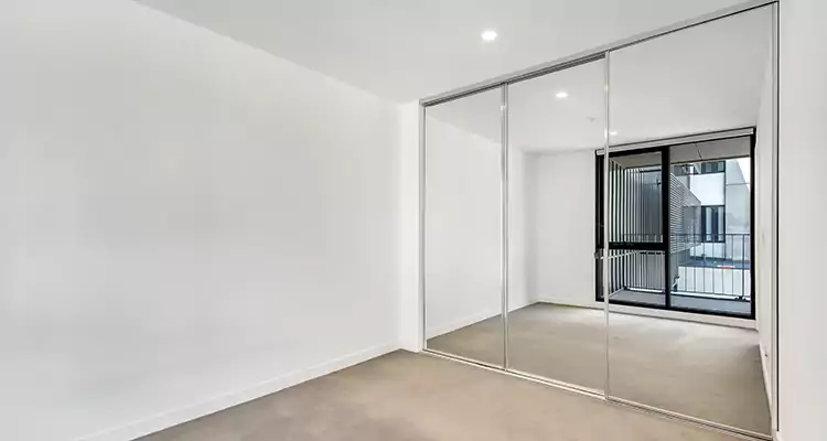 Why Homeowners Choose Us for Sliding Mirror Door Replacement in West Pensacola, FL