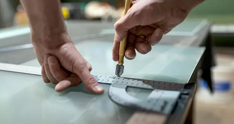 Glass Scratch Repair in West Pensacola, FL