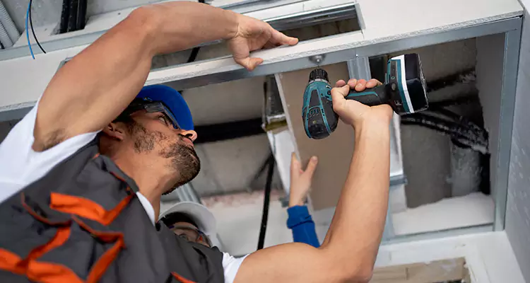 Emergency Overhead Door Repair in West Pensacola, FL