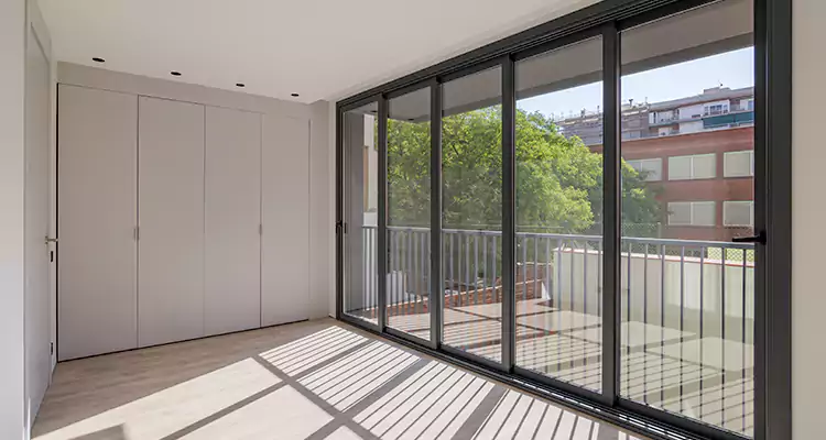 Fix Sliding Screen Door Track in West Pensacola, FL